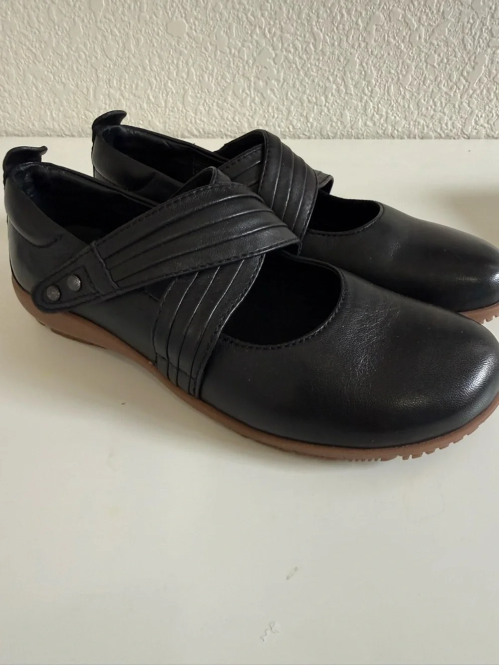 Romika Black Leather Shoes | Velcro Strap Mary Jane Style | Euro‎ 40 US 9-9.5